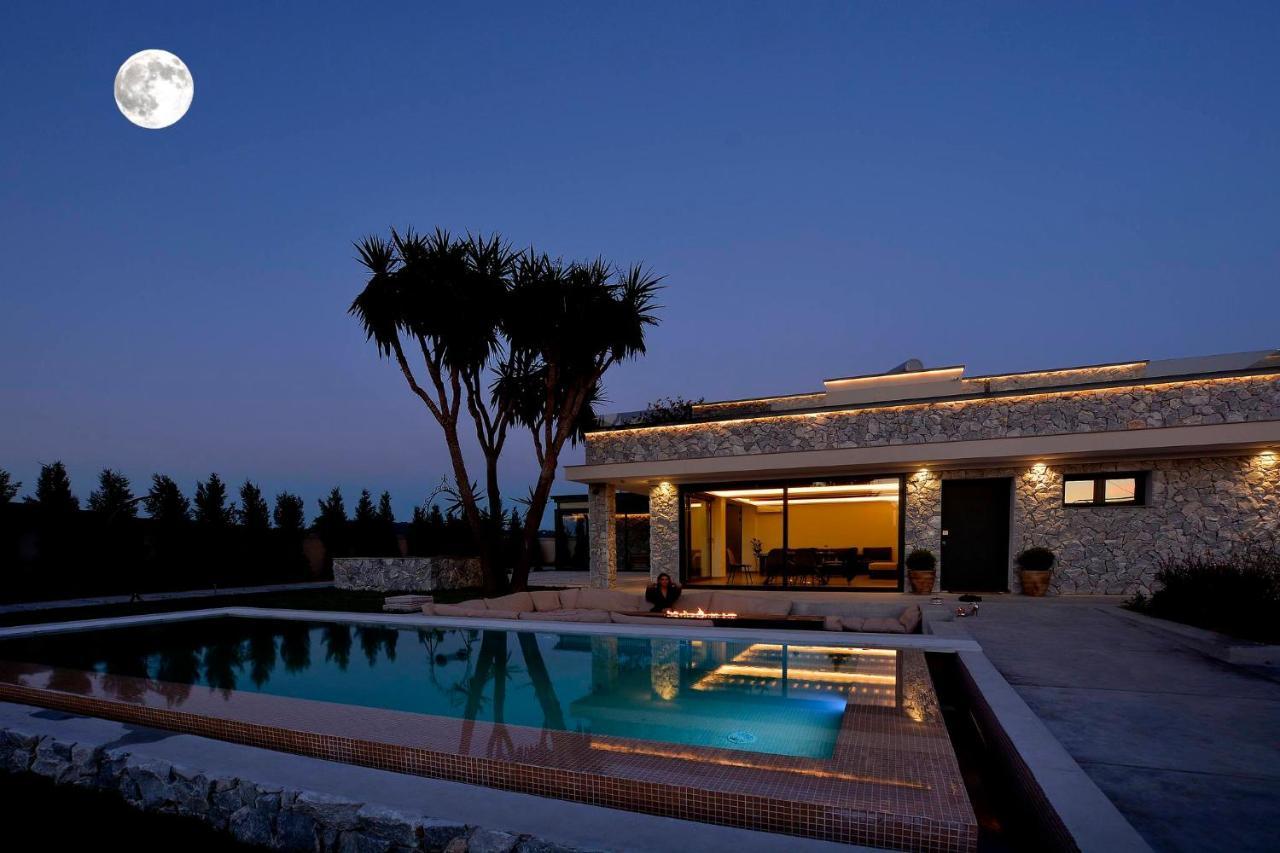 Villa Flamingo - 4 Bedrooms - Private Pool - Next To Renowned Issos Beach & Lake Korission Línia Buitenkant foto