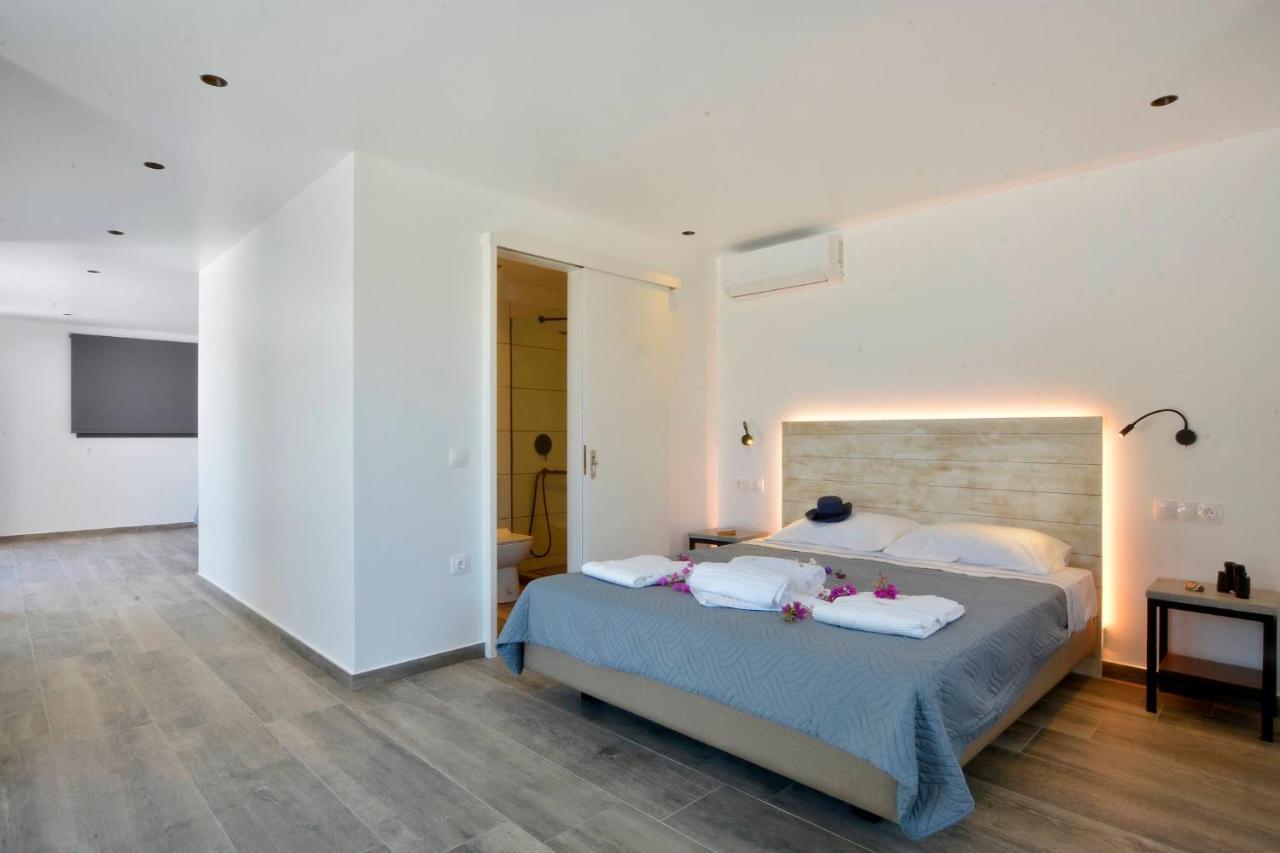Villa Flamingo - 4 Bedrooms - Private Pool - Next To Renowned Issos Beach & Lake Korission Línia Buitenkant foto