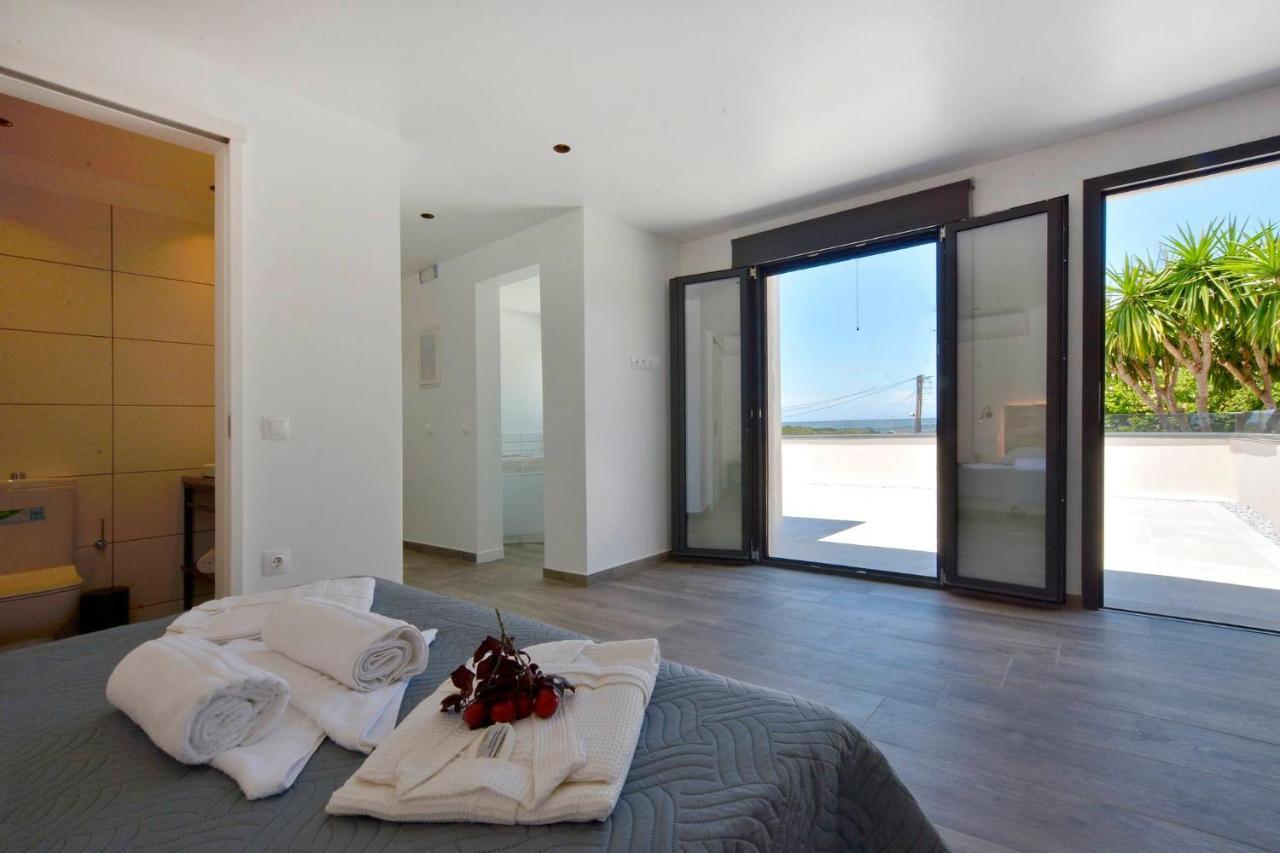 Villa Flamingo - 4 Bedrooms - Private Pool - Next To Renowned Issos Beach & Lake Korission Línia Buitenkant foto