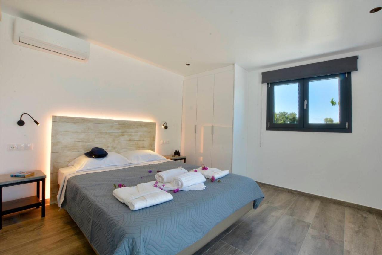 Villa Flamingo - 4 Bedrooms - Private Pool - Next To Renowned Issos Beach & Lake Korission Línia Buitenkant foto